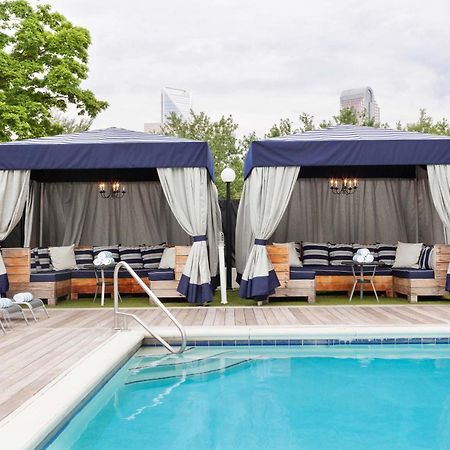 Sheraton Charlotte Hotel Exterior photo